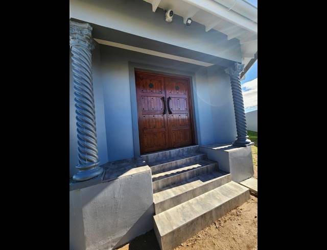 5 BEDROOM HOUSE FOR SALE IN MALABAR